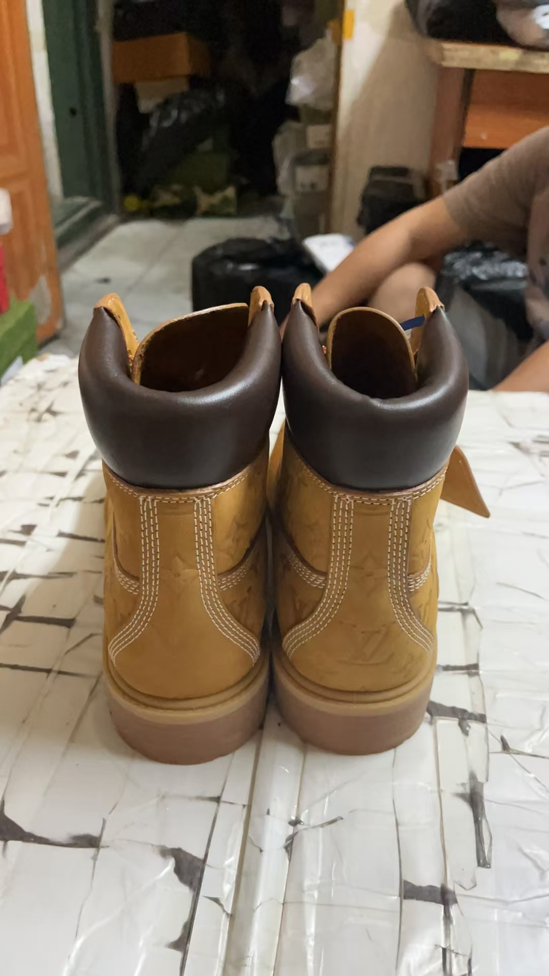 LV Shoes(AAA)-958