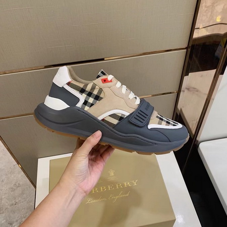 Burberry Shoes(AAA)-003
