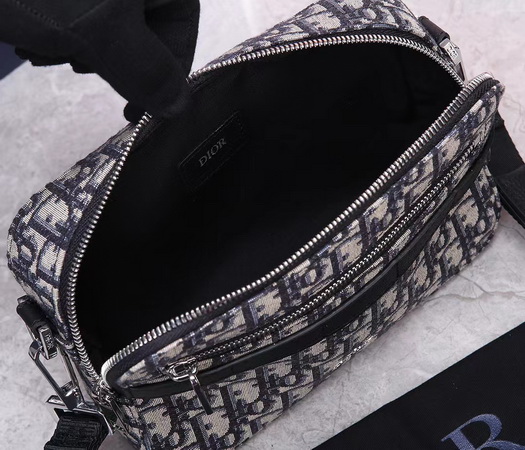 Dior Handbags AAA(Men)-010