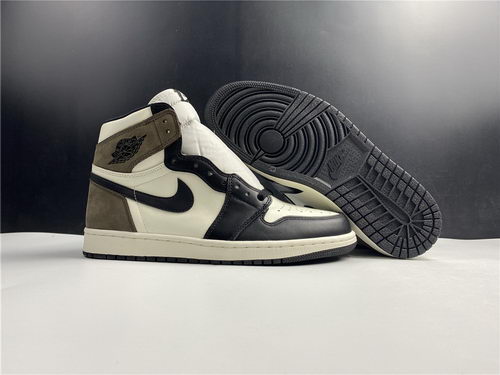 Air Jordan 1 High OG 
Dark Mocha