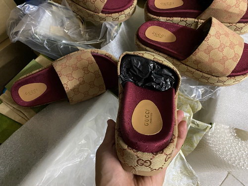 Gucci Slippers Women(AAA)-034