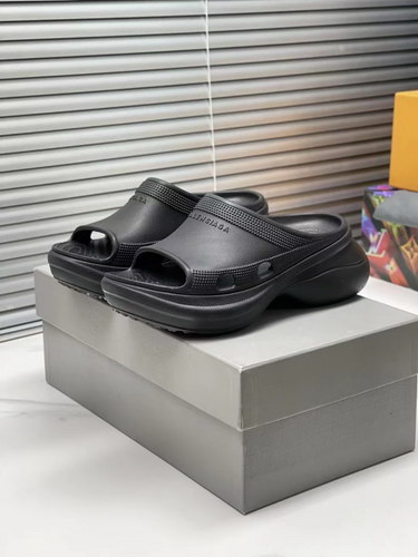 Balenciaga Slippers(AAA)-009