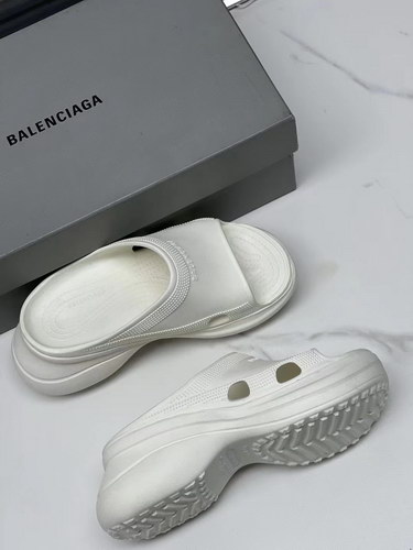 Balenciaga Slippers(AAA)-010