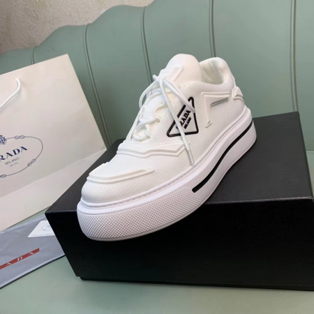 Prada Shoes(AAA)-064