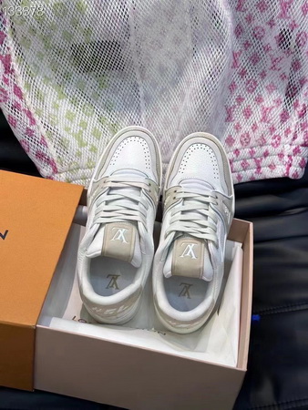 LV Shoes(AAA)-917