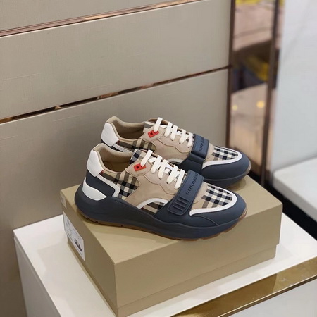 Burberry Shoes(AAA)-003