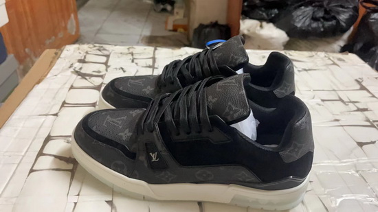 LV Shoes(AAAA)-912
