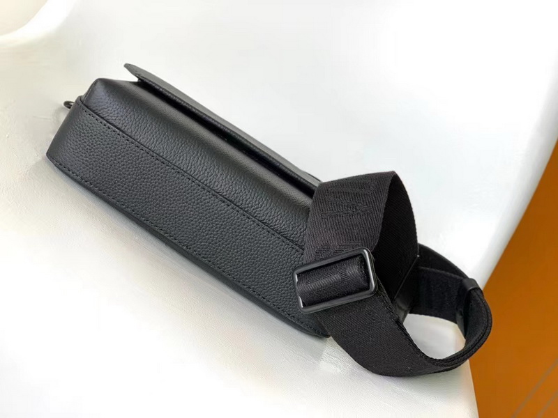 LV Handbags AAA(Men)-126