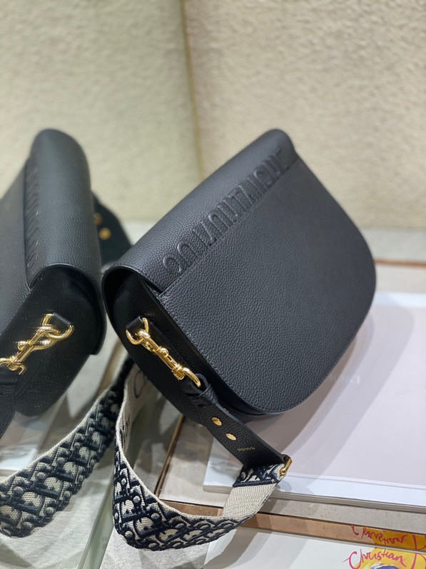 Dior Handbags AAAA(Women)-115