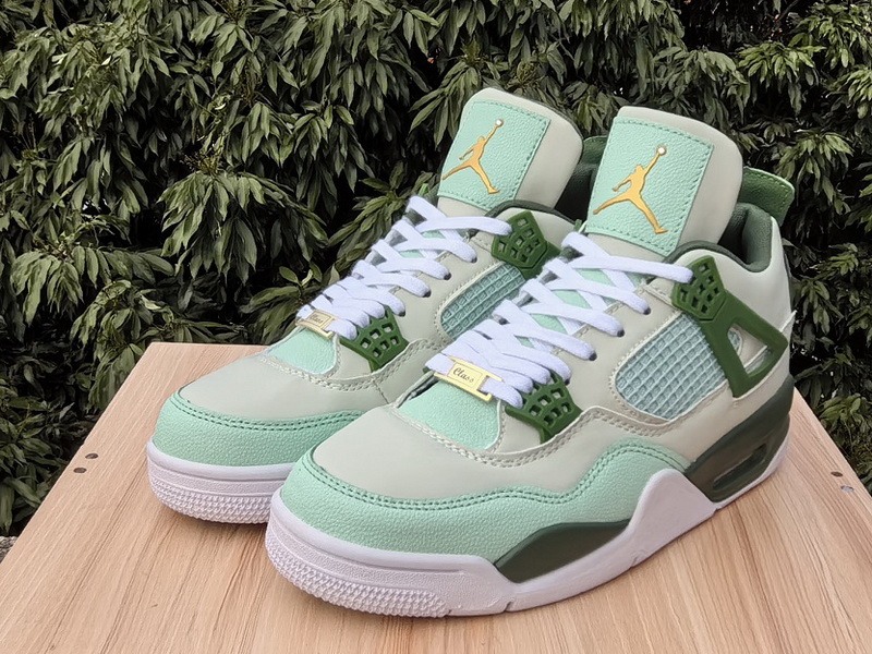 Air Jordan 4 Retro-012