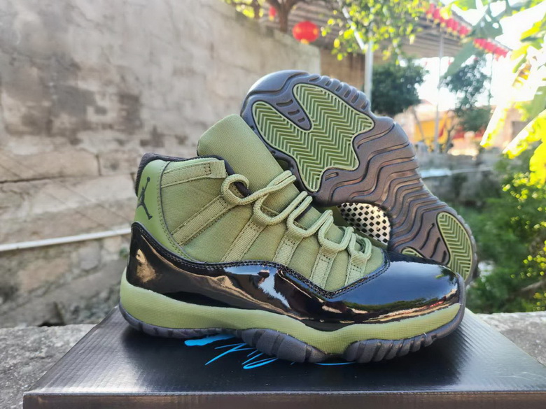 Air Jordan 11 Retro-051