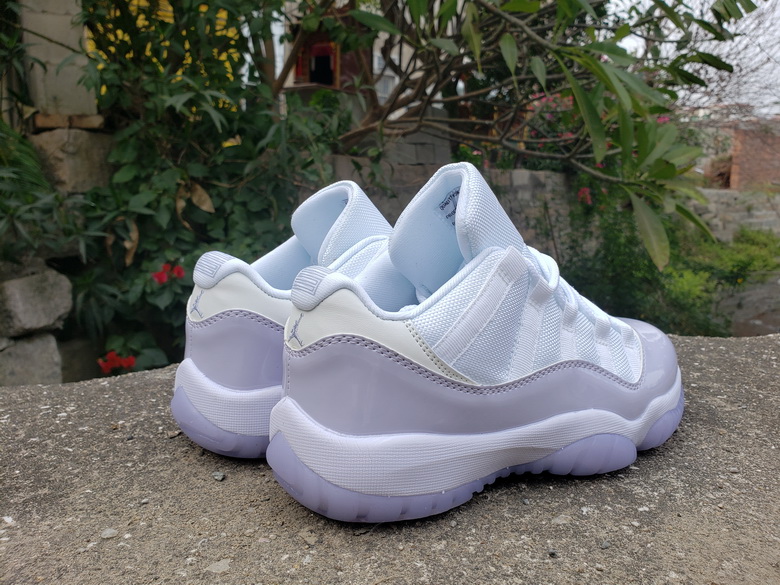 Air Jordan 11 Retro-085