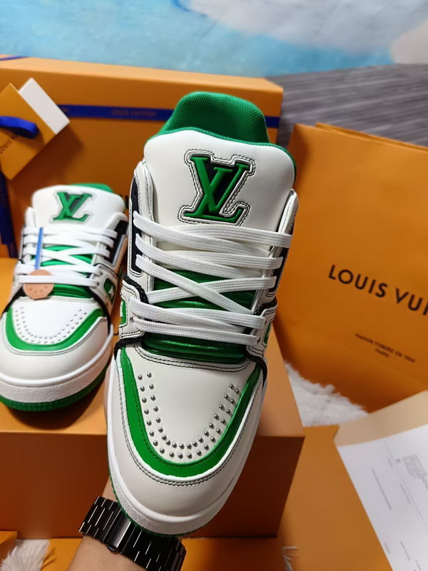LV Shoes(AAA)-983