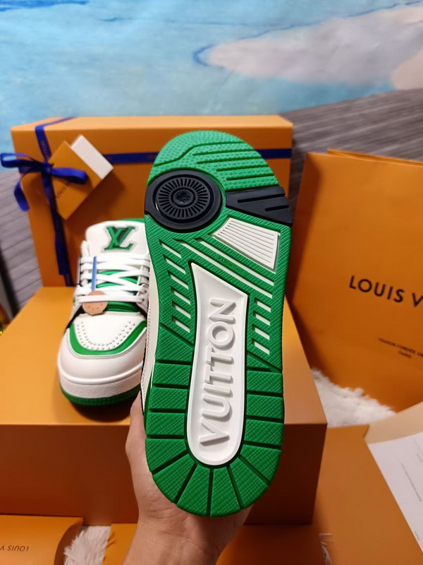 LV Shoes(AAA)-983