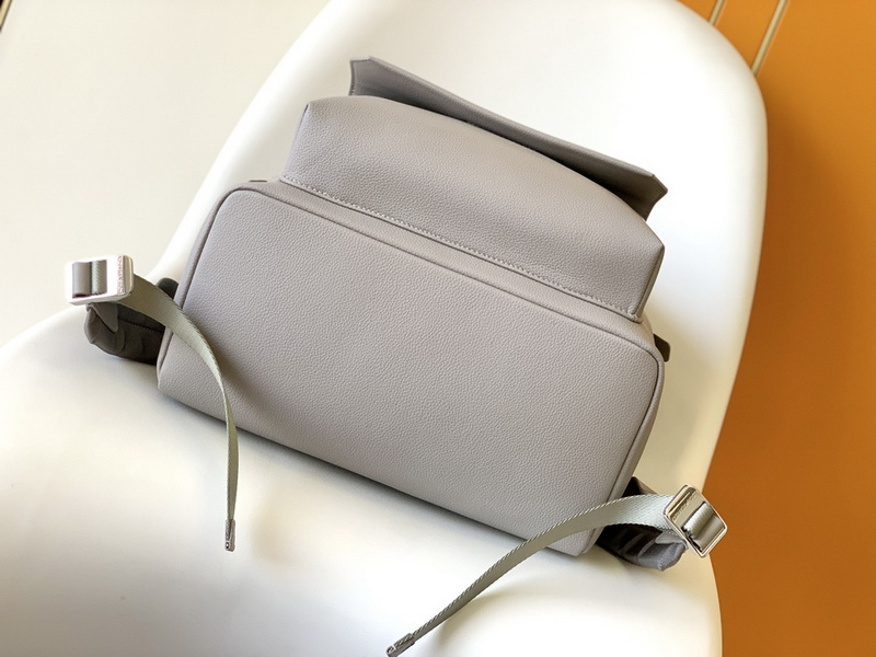 LV Backpack(AAA)-086