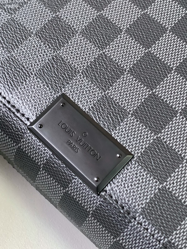 LV Handbags AAAA(Men)-180