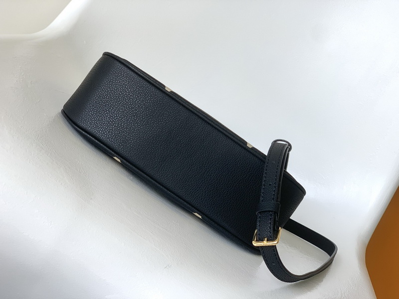 LV Handbags AAA(Women)-1557