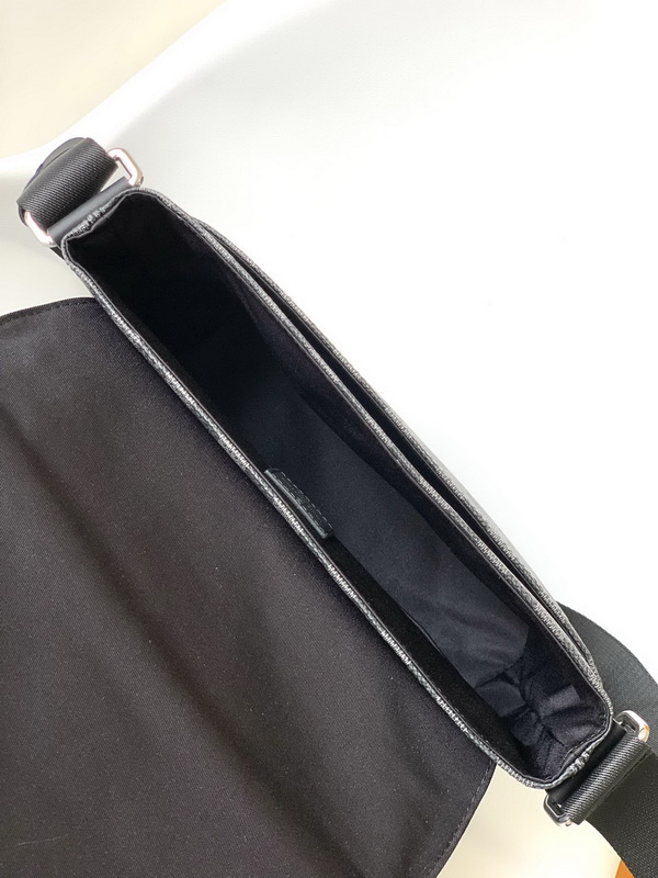 LV Handbags AAA(Men)-284