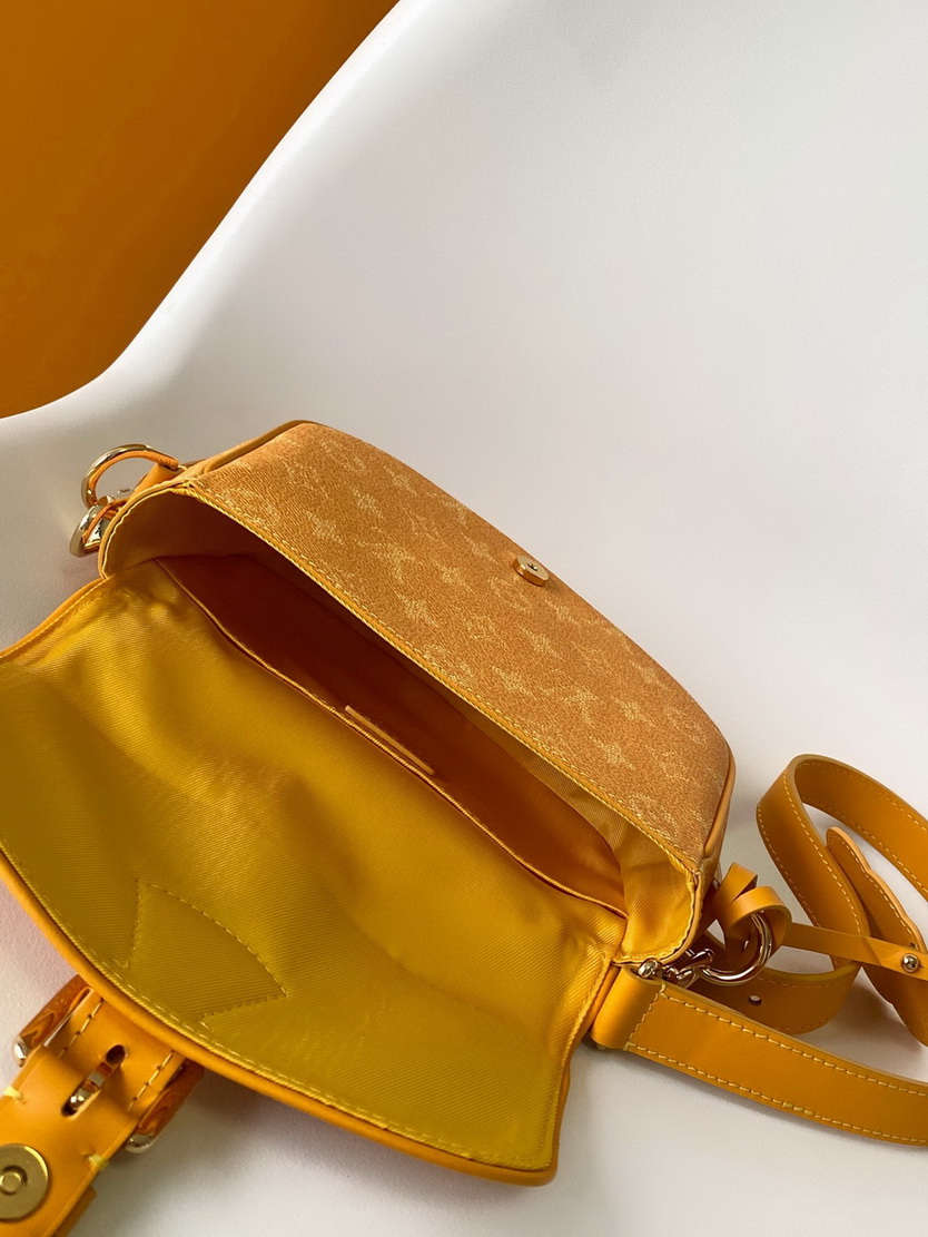 LV Bag-NFC(AAA)-135