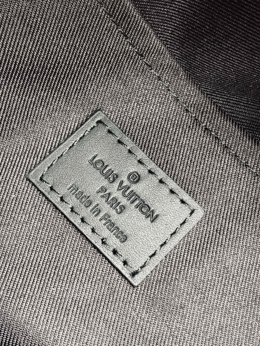 LV Bag-NFC(AAA)-301