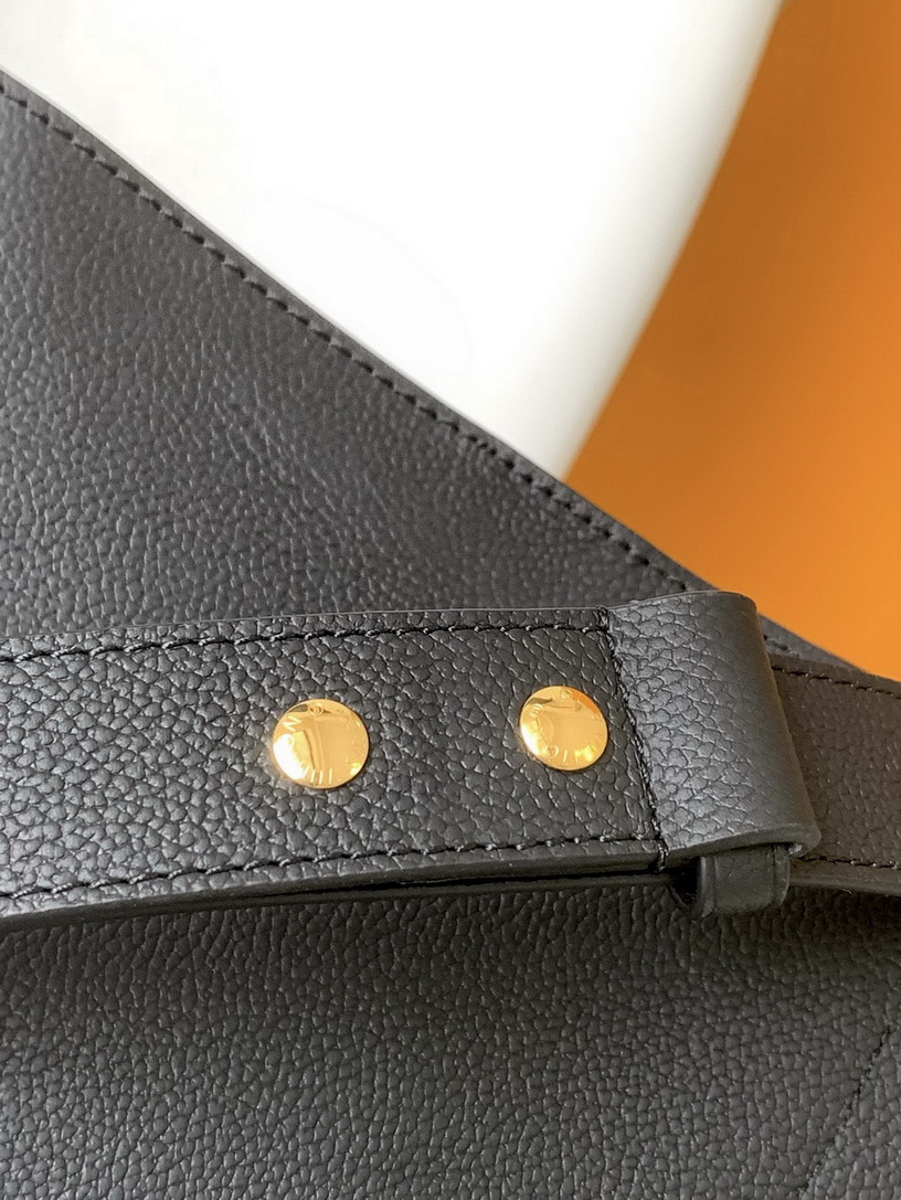 LV Bag-NFC(AAA)-379