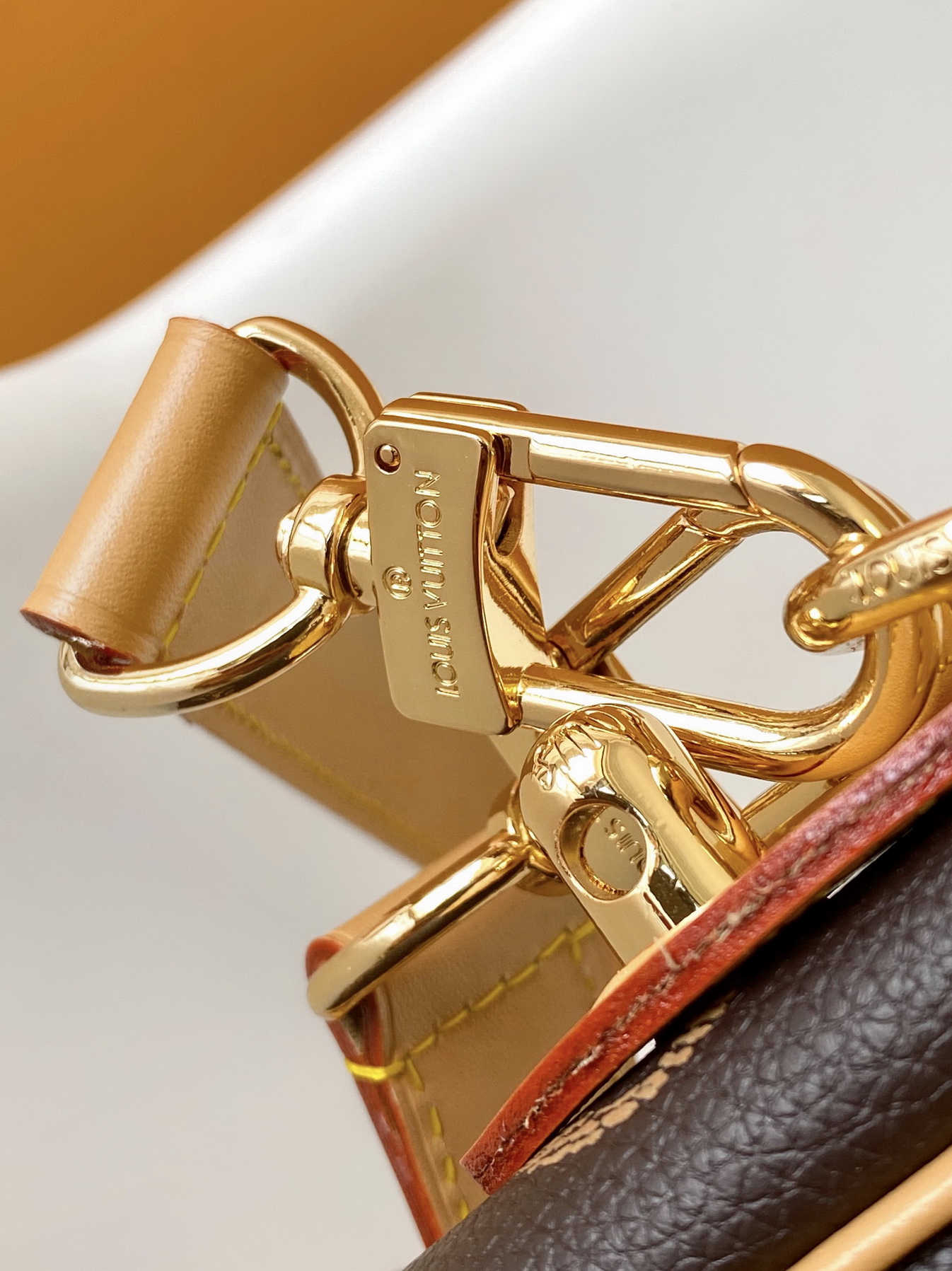LV Bag-NFC(AAA)-422
