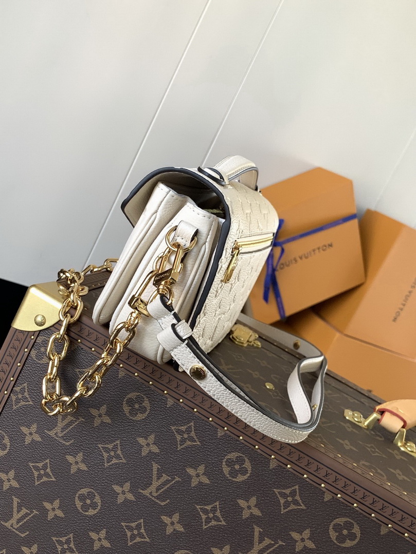 LV Bag-NFC(AAA)-449