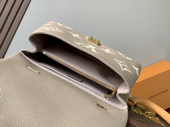LV Bag-NFC(AAA)-567