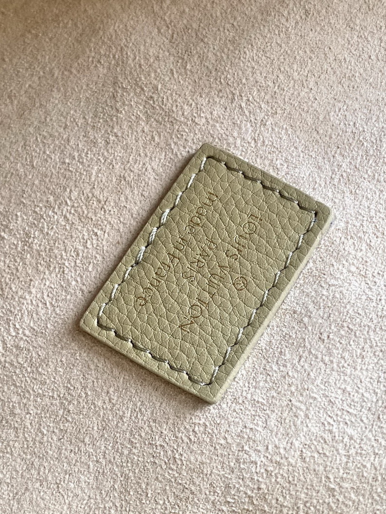 LV Bag-NFC(AAA)-604