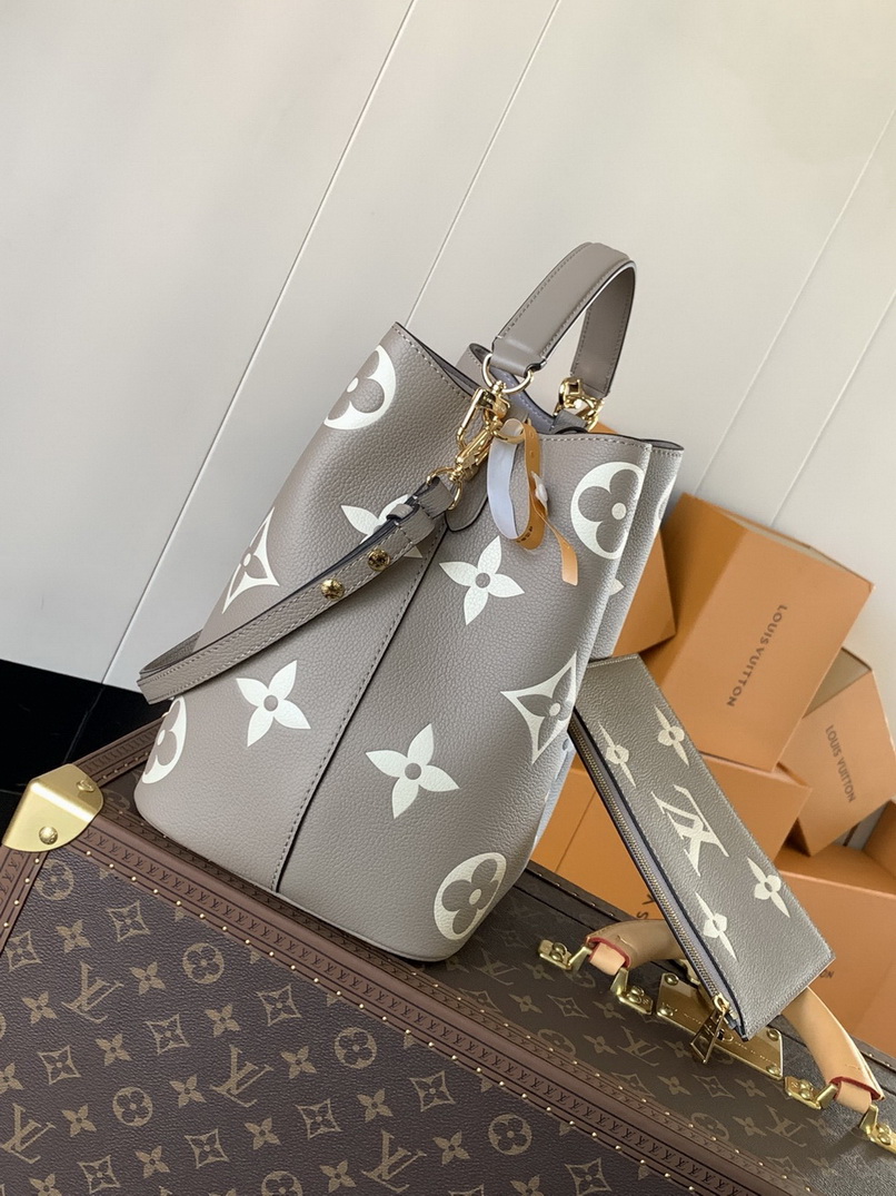 LV Bag-NFC(AAA)-620