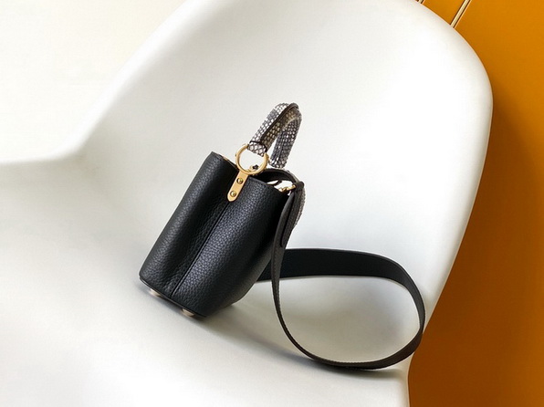 LV Bag-NFC(AAA)-689