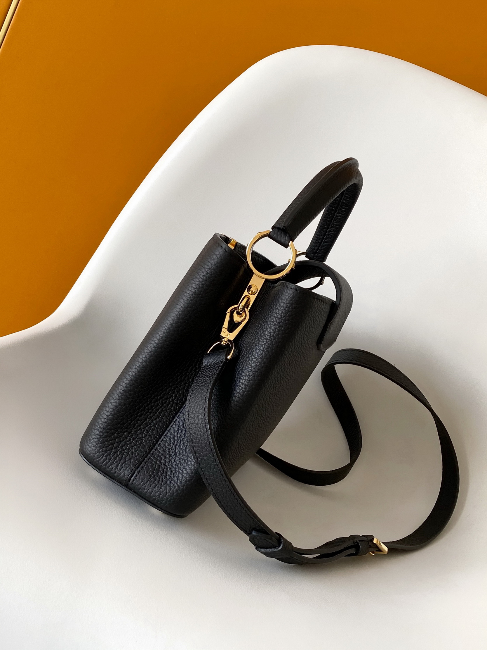 LV Bag-NFC(AAA)-695