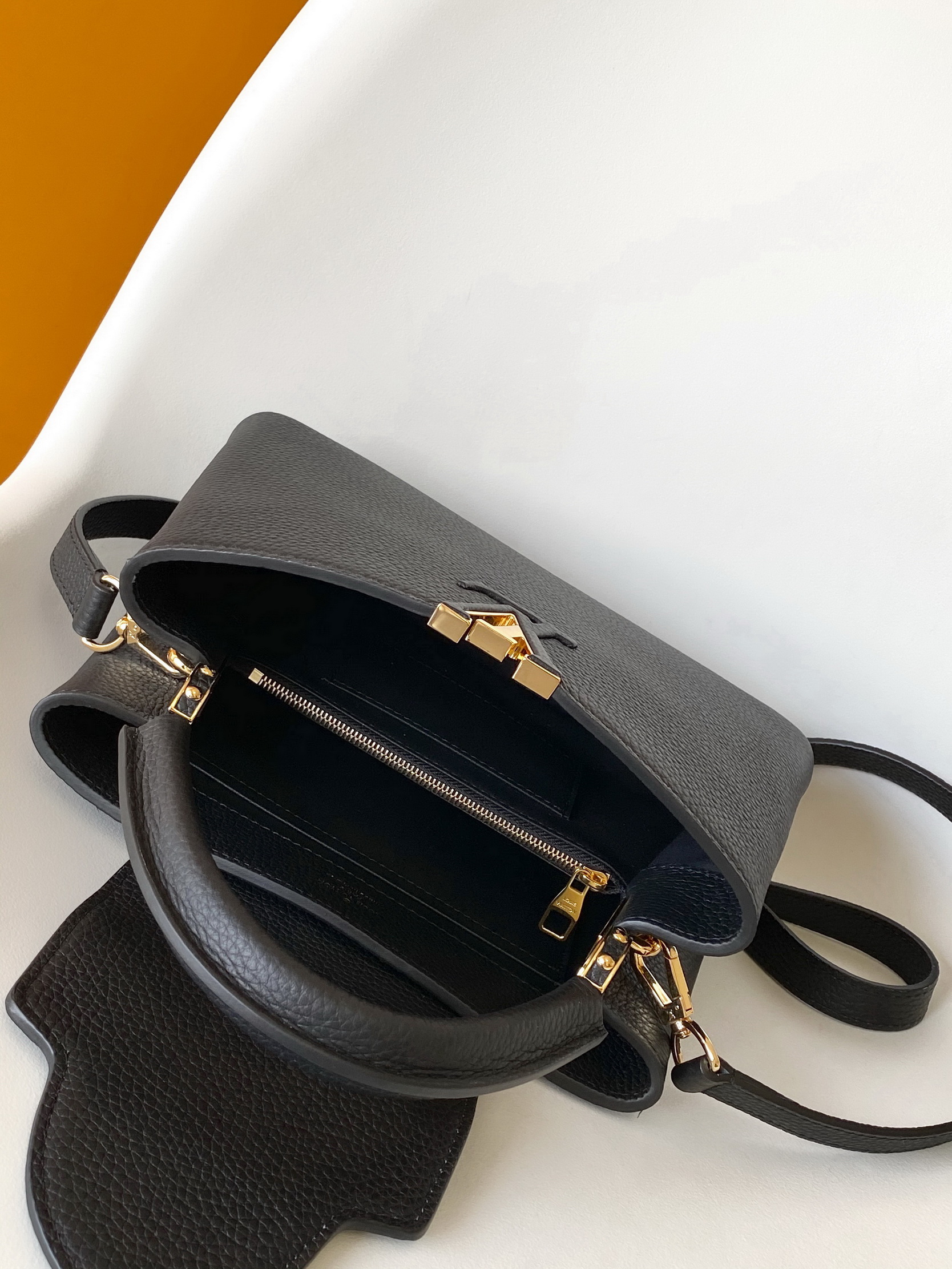 LV Bag-NFC(AAA)-695