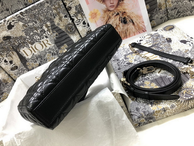 Dior Handbags AAA(Women)-225