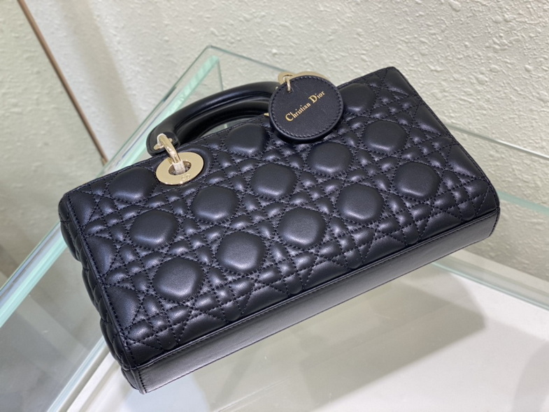 Dior Handbags AAA(Women)-301