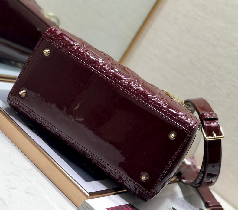 Dior Handbags AAA(Women)-317