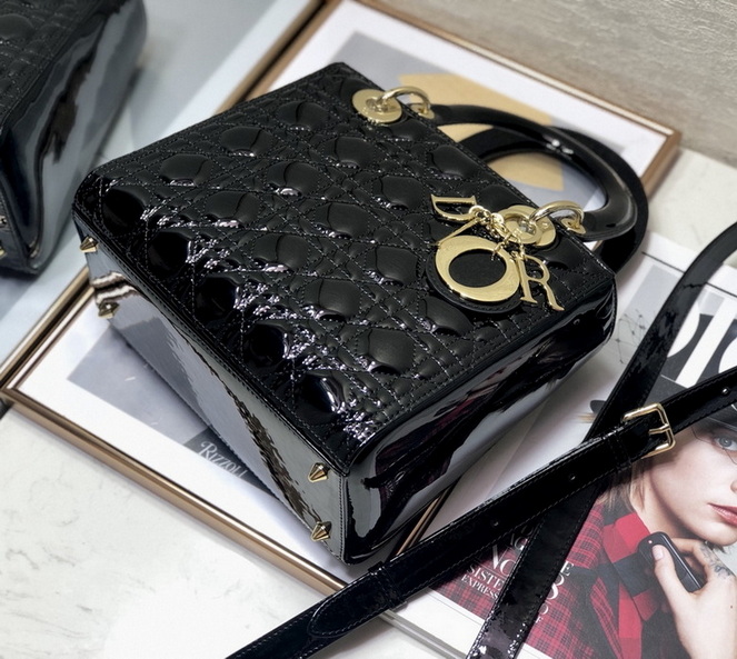 Dior Handbags AAA(Women)-413