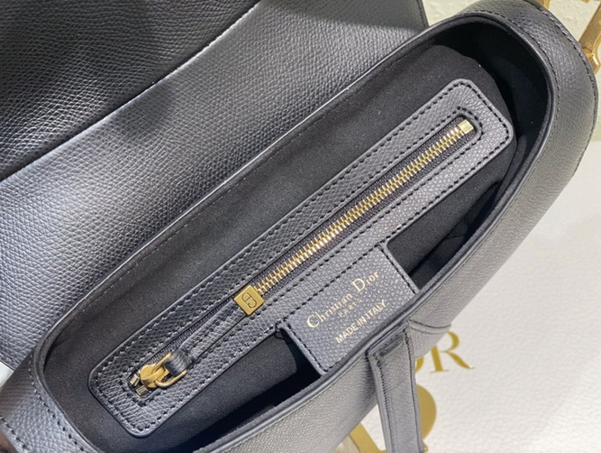 Dior Handbags AAA(Women)-211