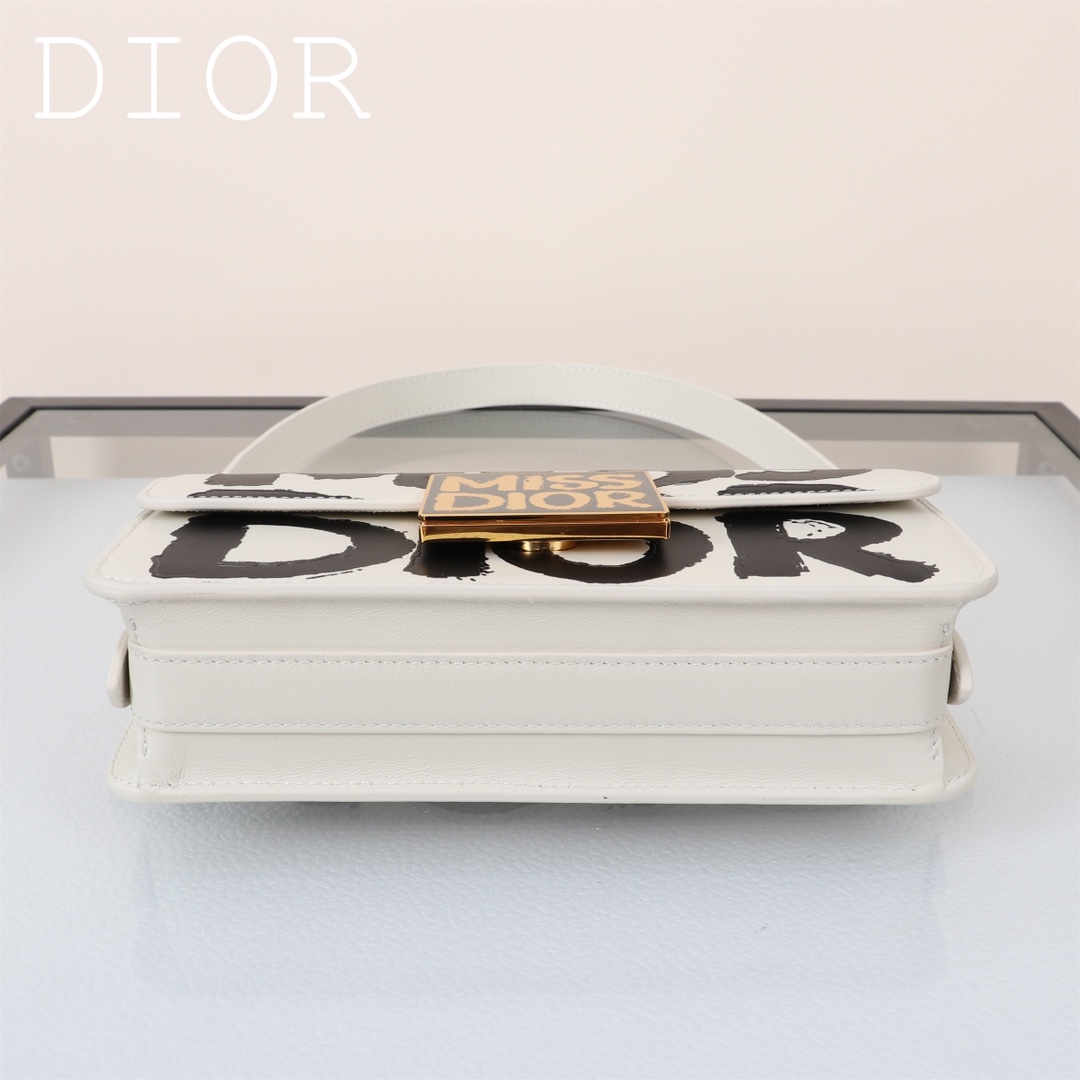 Dior Handbags AAA(Women)-736