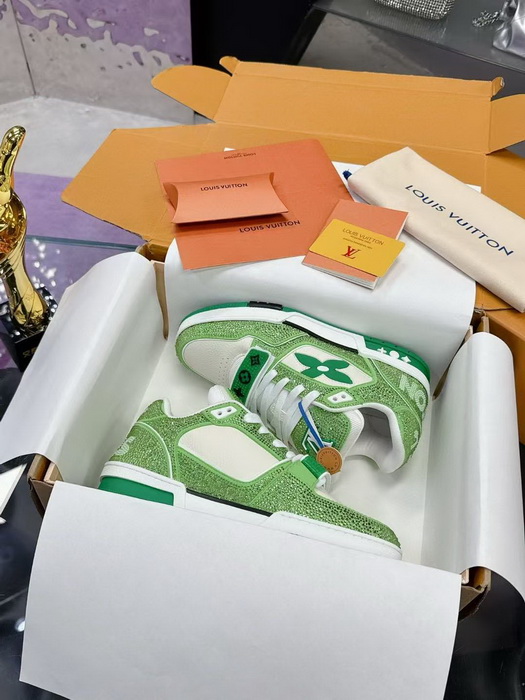 LV Shoes(AAA)-1122