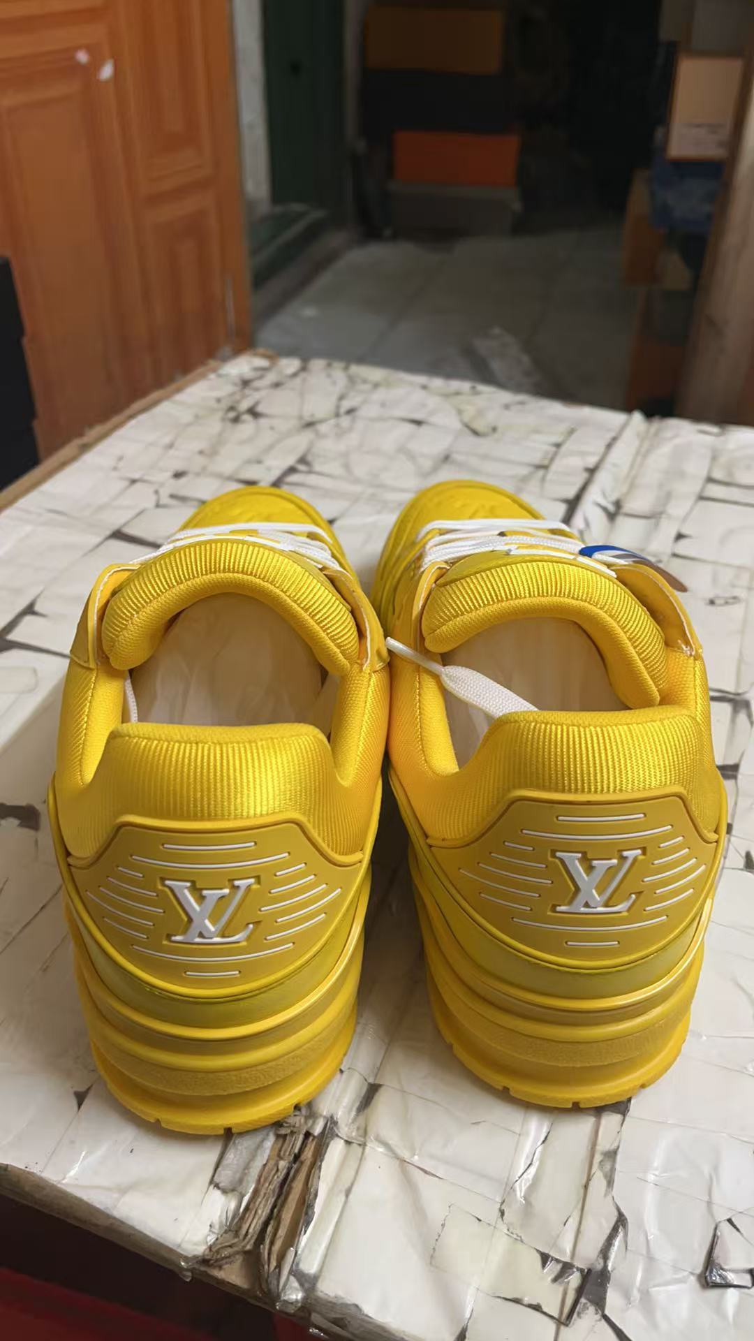LV Shoes(AAA)-1145
