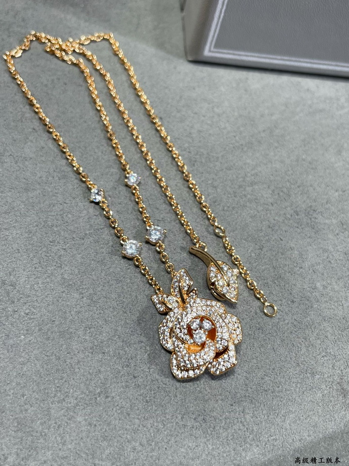 Dior Necklace-100