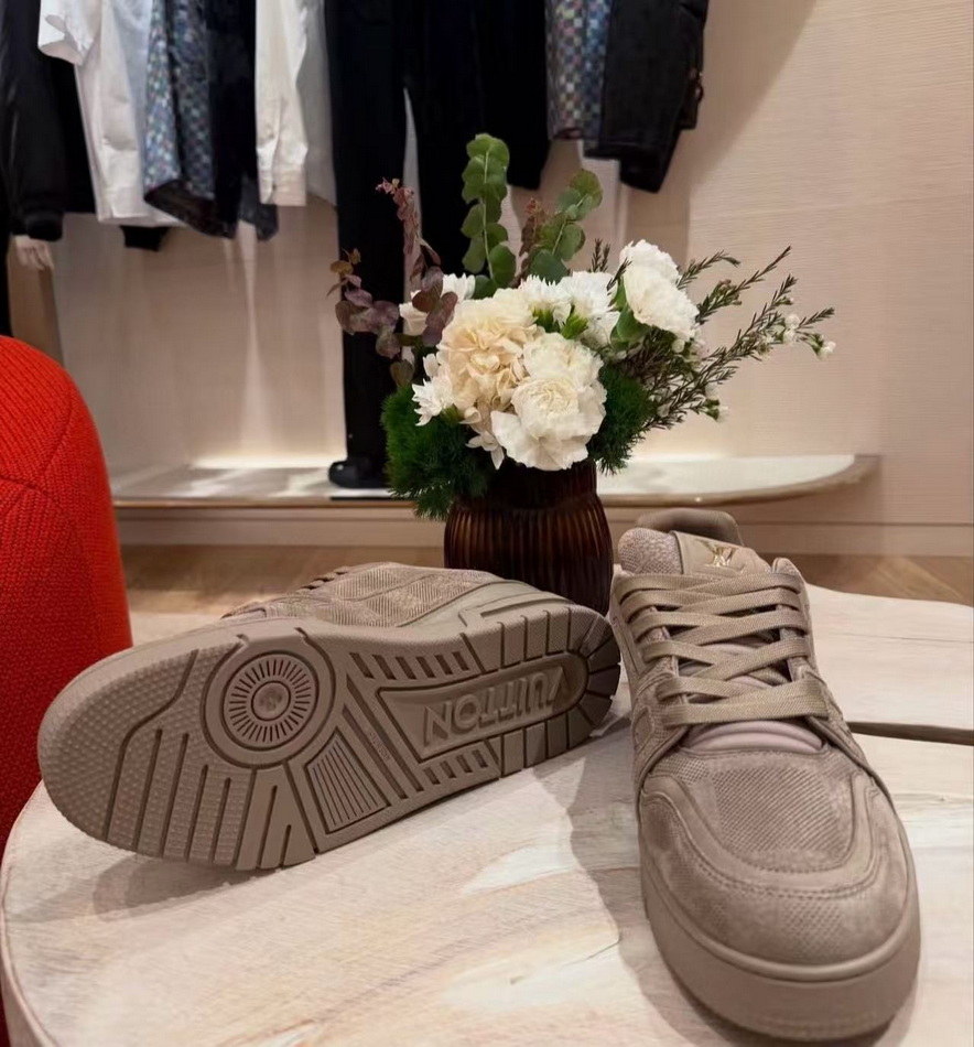 LV Shoes(AAA)-1168