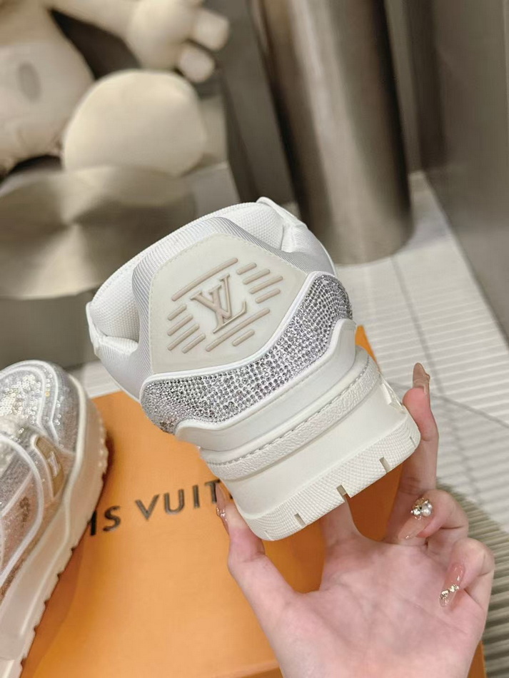 LV Shoes(AAA)-1221