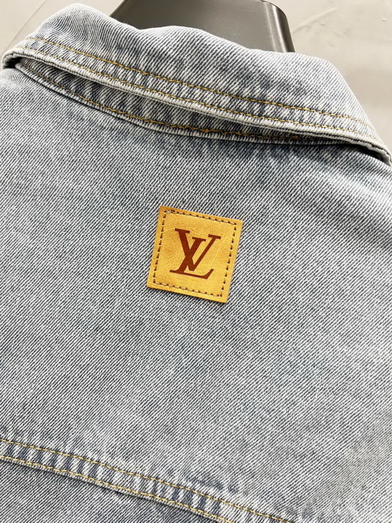 LV Jacket-032