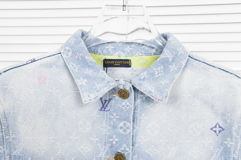 LV Jacket-041