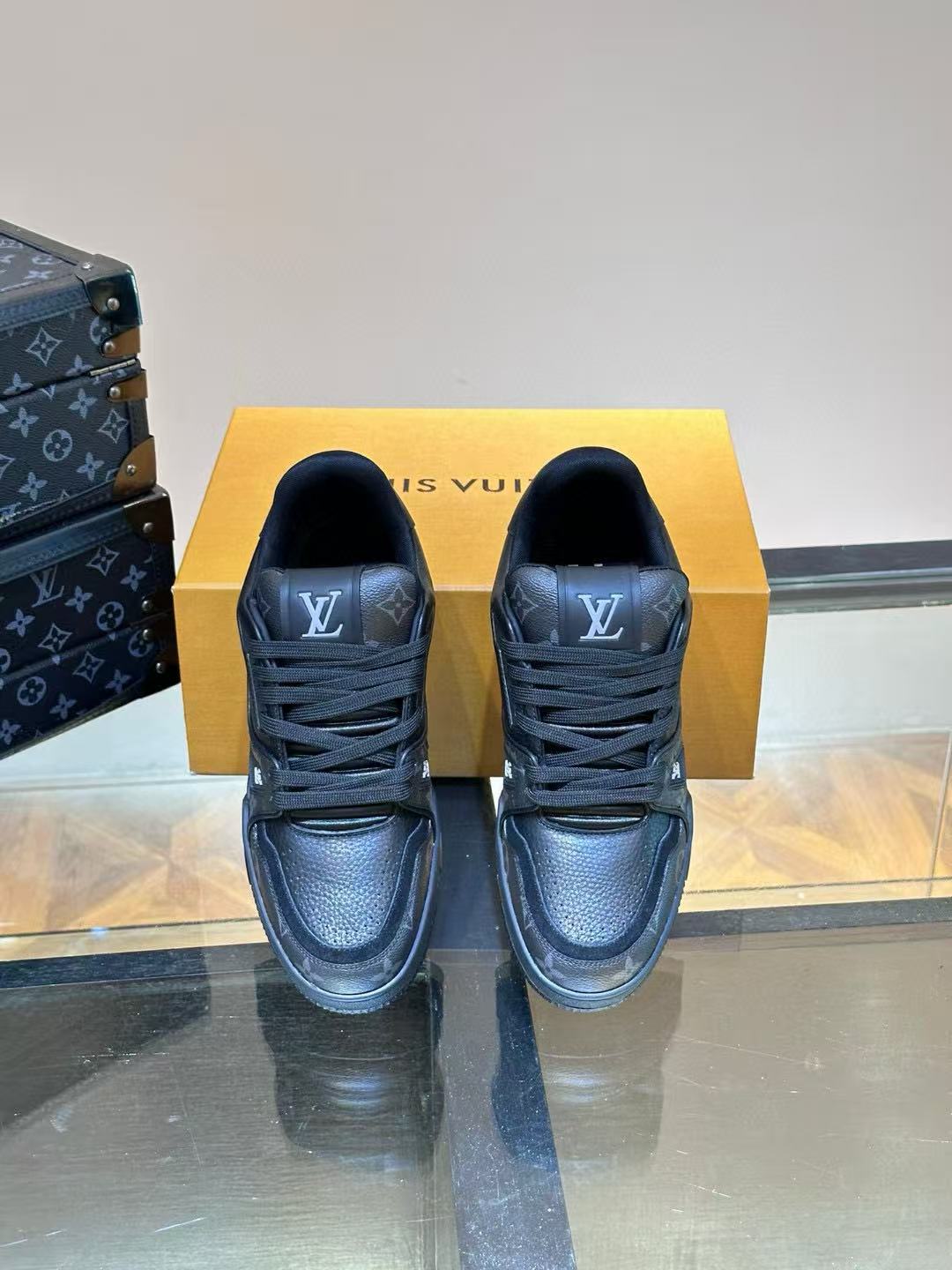LV Shoes(AAA)-1249
