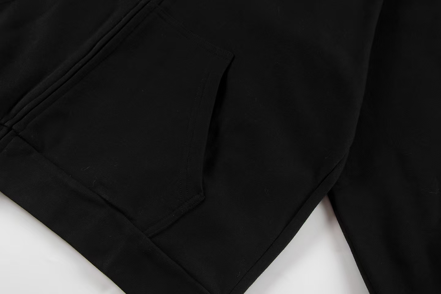 Balenciaga Hoody-161
