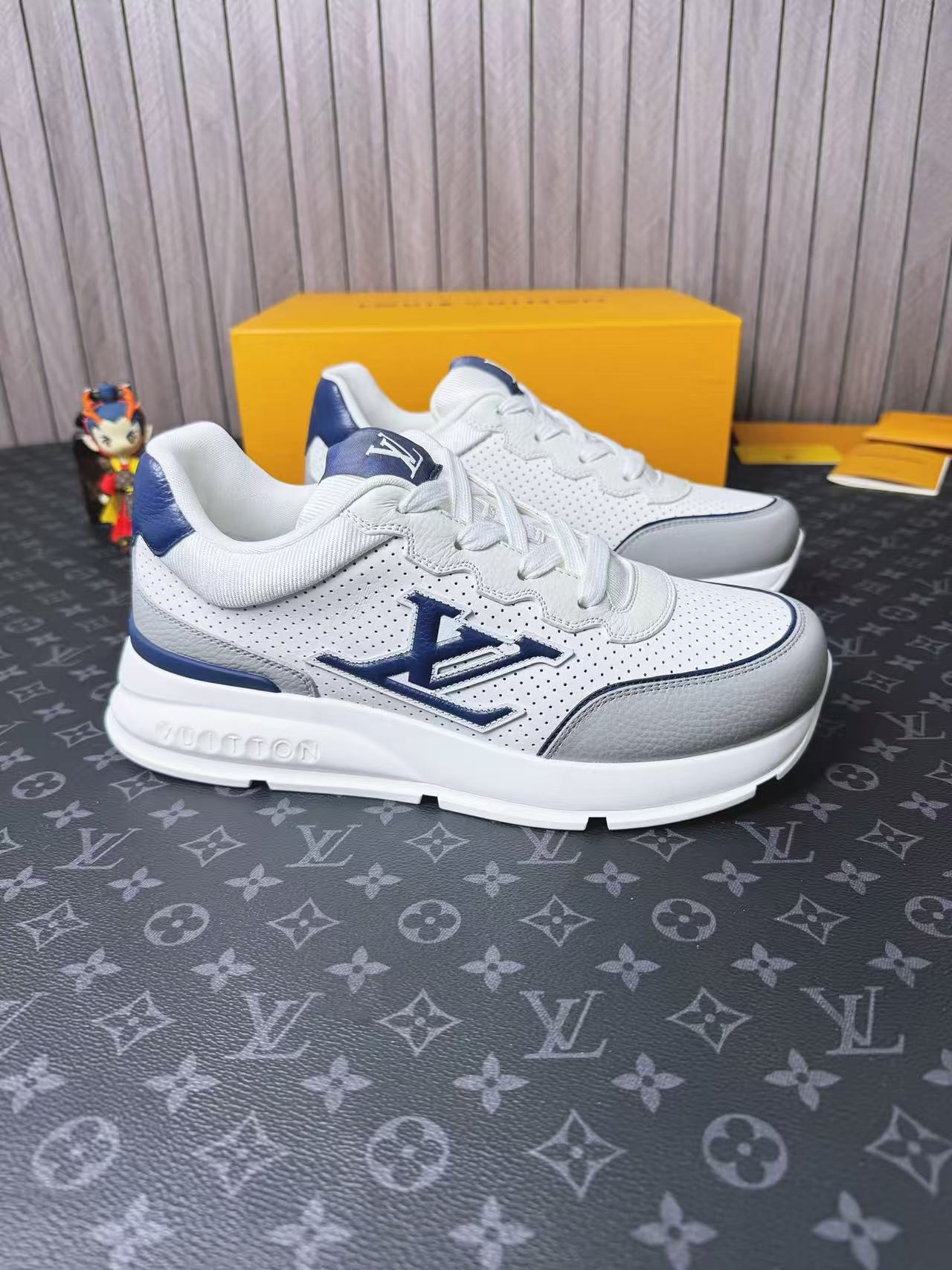 LV Shoes(AAA)-1275