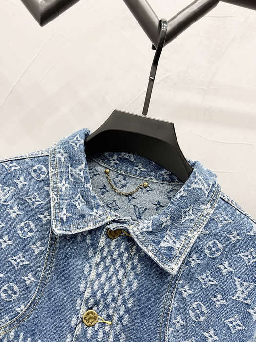 LV Jacket-065